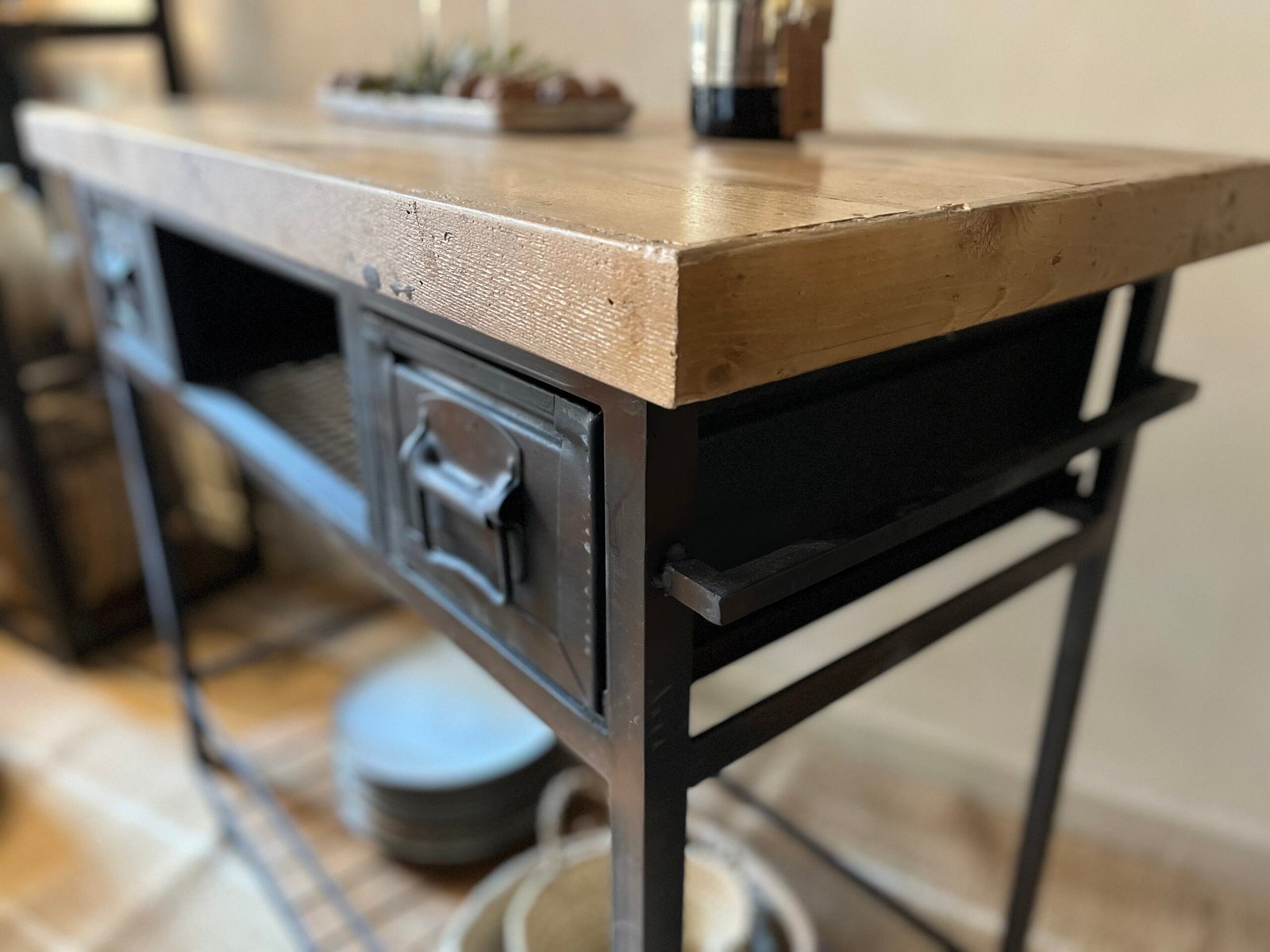 Mesa rustica auxiliar - Imagen 4