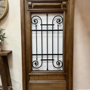 Puerta de madera recuperada