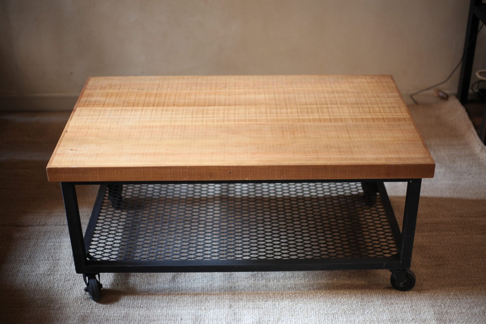 Mesa de centro de madera maciza - Imagen 2