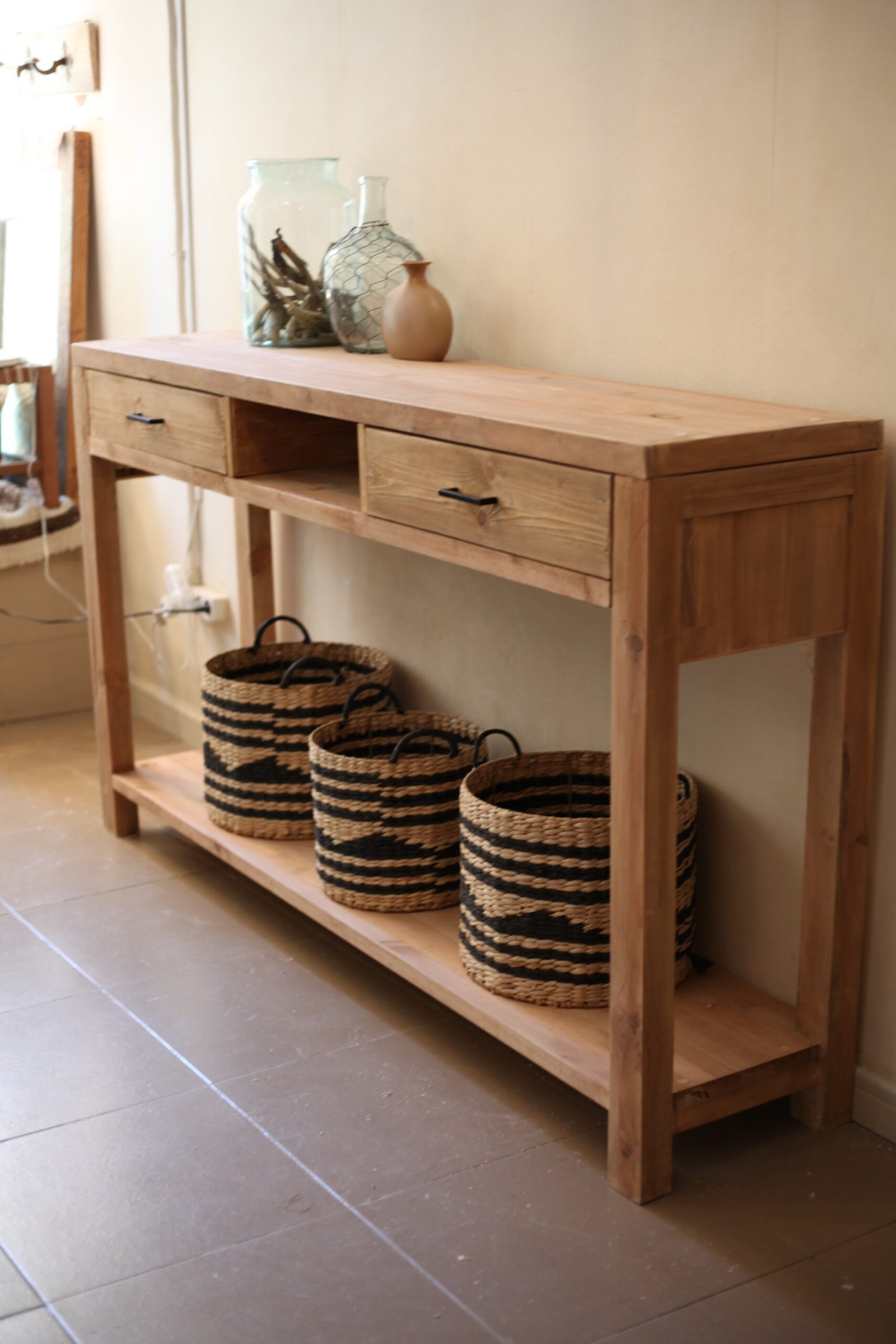 Mueble rústico recibidor de madera recuperada